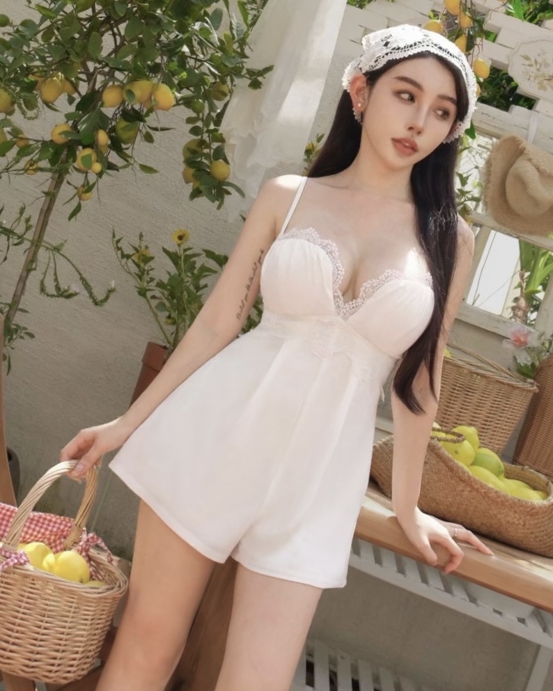 訂製-唯美花邊低胸連身褲裝