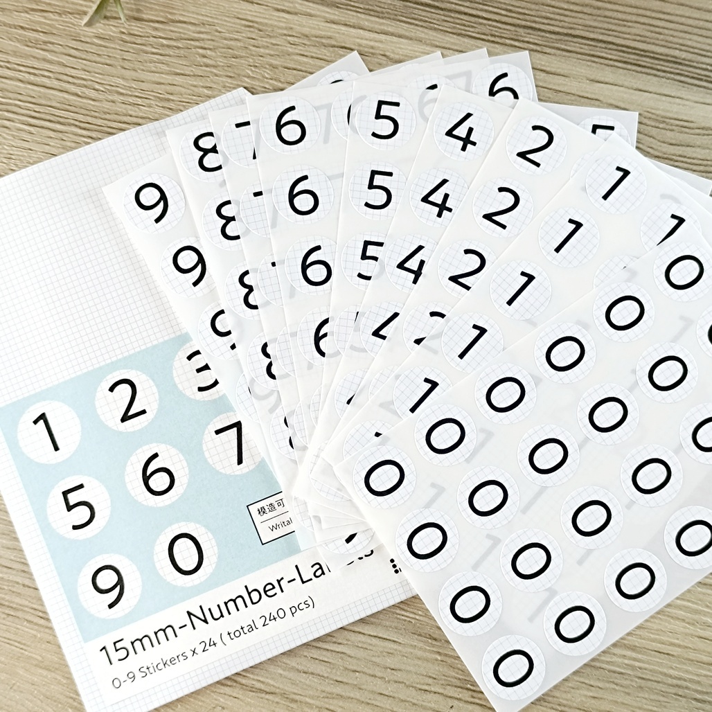 一分之一工作室．1.5CM 淺格線數字 模造標籤貼紙