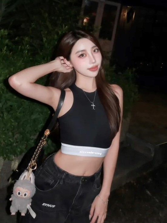 現貨 Alexander Wang 反光字體 彈力運動背心