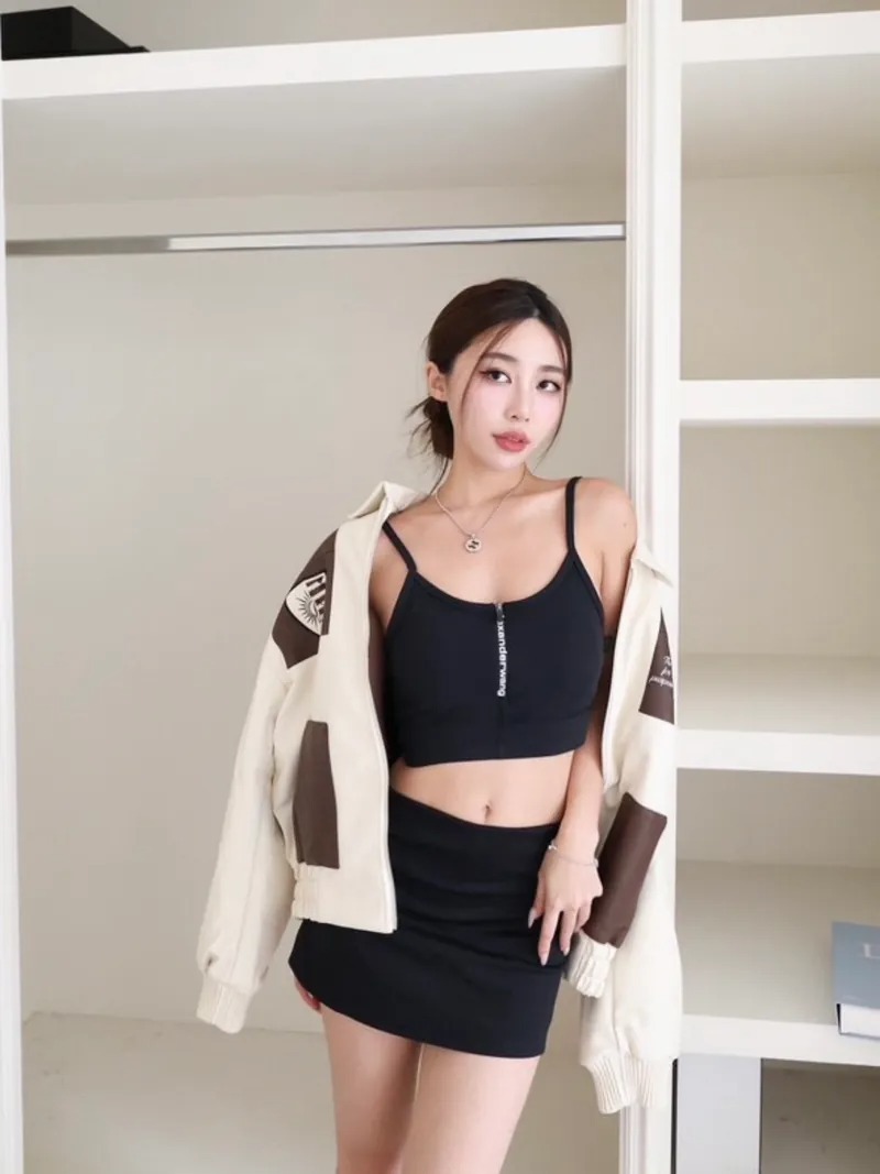 現貨 Alexander Wang LOGO拉鍊 彈力運動背心