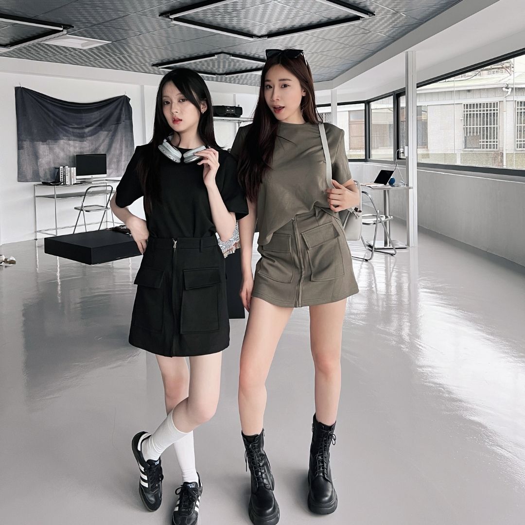 【俐落工裝感】口袋拉鍊短T＋結構裙套裝 洋裝-2色(現貨)