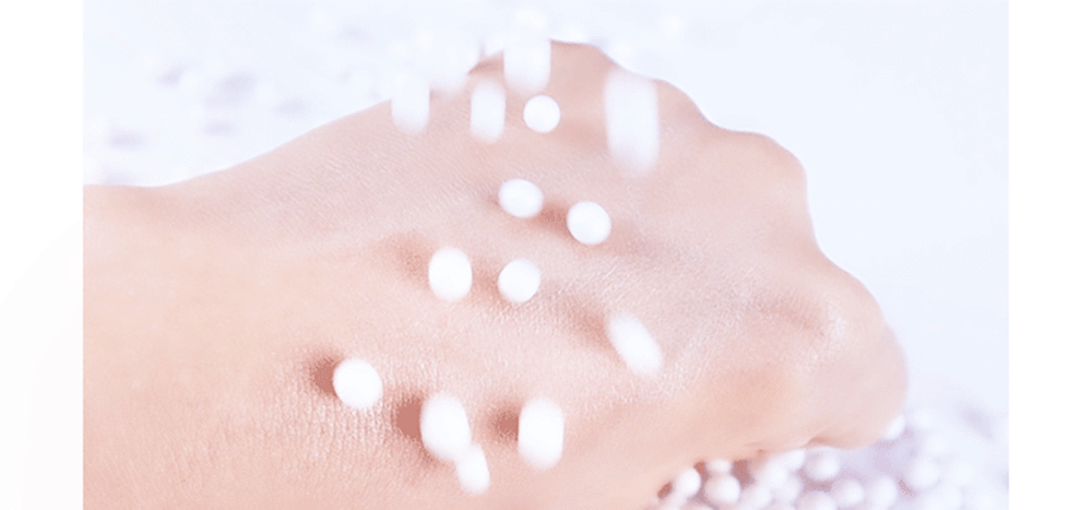 jealousness 婕洛妮絲 閃閃發光防曬素顏霜SPF33 30ml