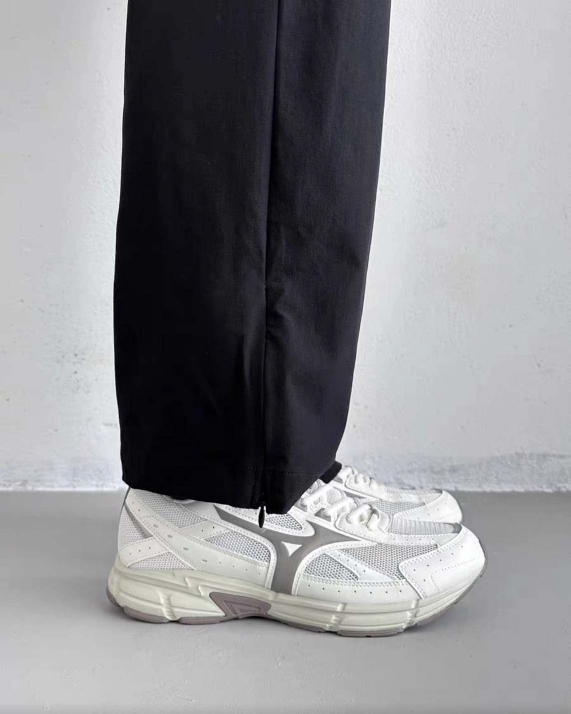 #預購 MIZUNO SPEED 復古慢跑鞋 D1GH223007 杏白