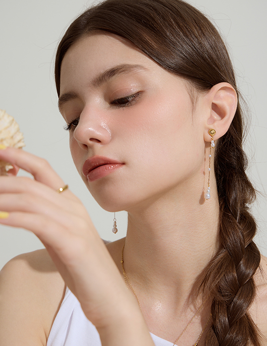 【鈦鋼】靜謐低語珍珠。針式耳環