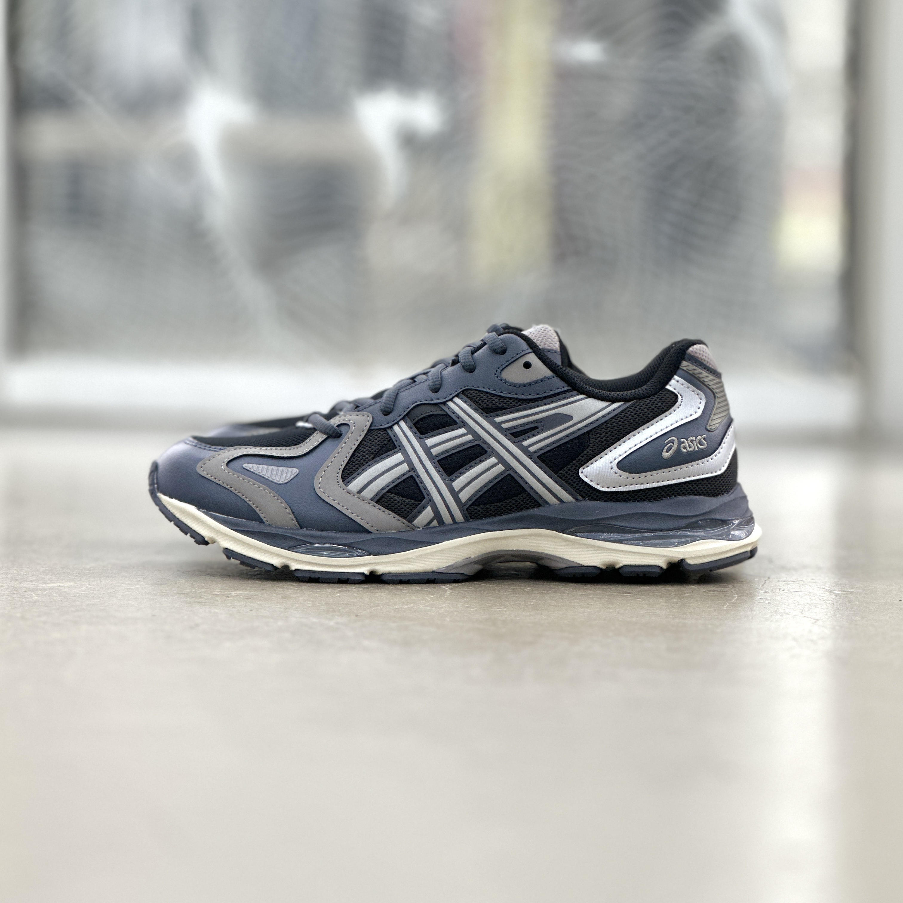 ASICS Gel-K1011 Black Carrier Grey | 1203A603-002