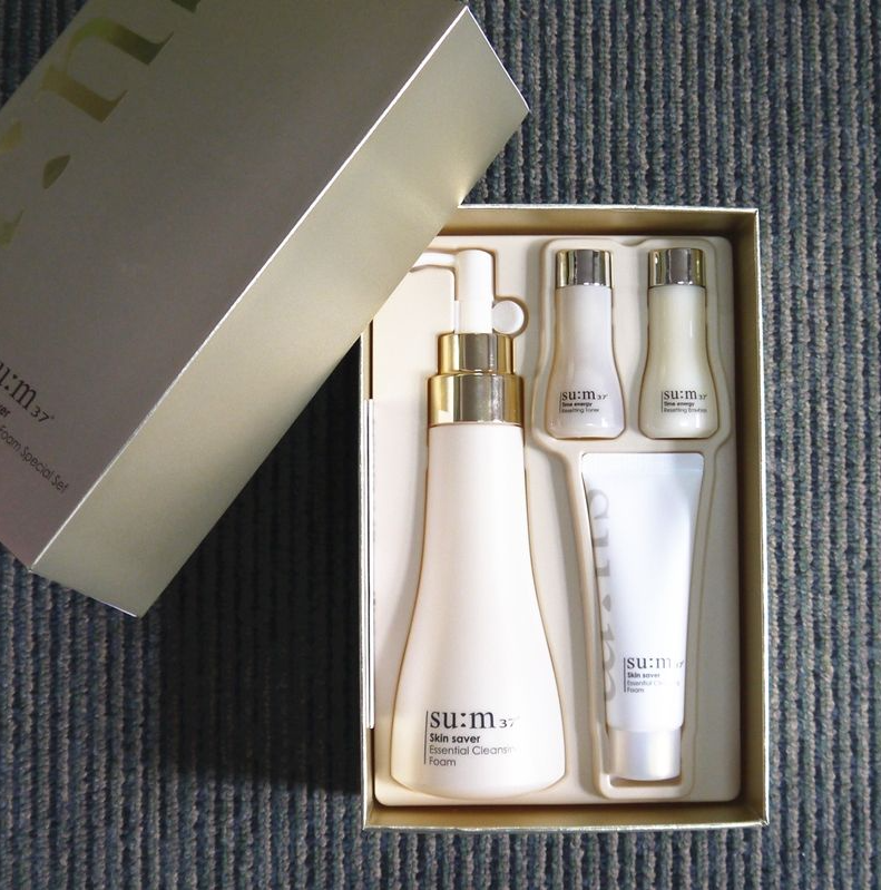 【預購】AKR011505 SU:M37° 呼吸活膚溫和潔面乳套裝