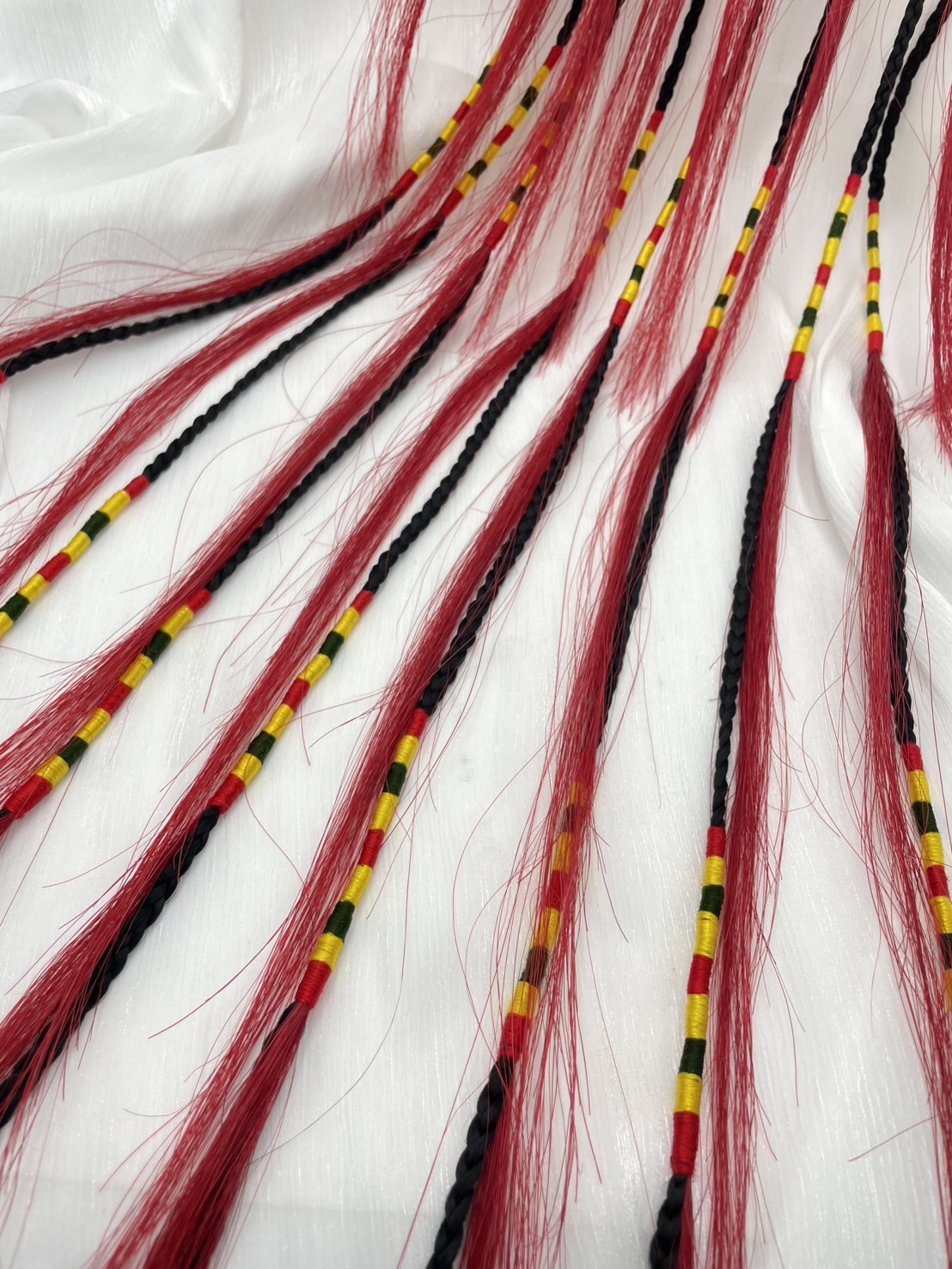 W-No.8紅色馬毛流蘇萊冠143cm