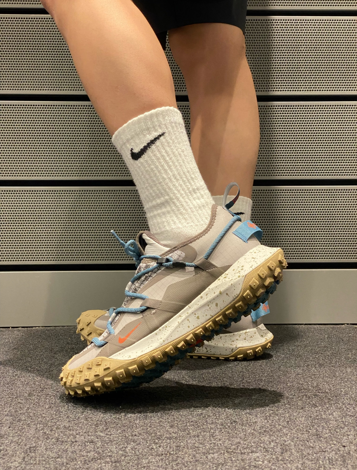 男鞋 NIKE ACG MOUNTAIN FLY GTX SE 卡其灰 登山 戶外 GORE-TEX 防水 機能 戶外鞋 運動鞋【IB7328-001】