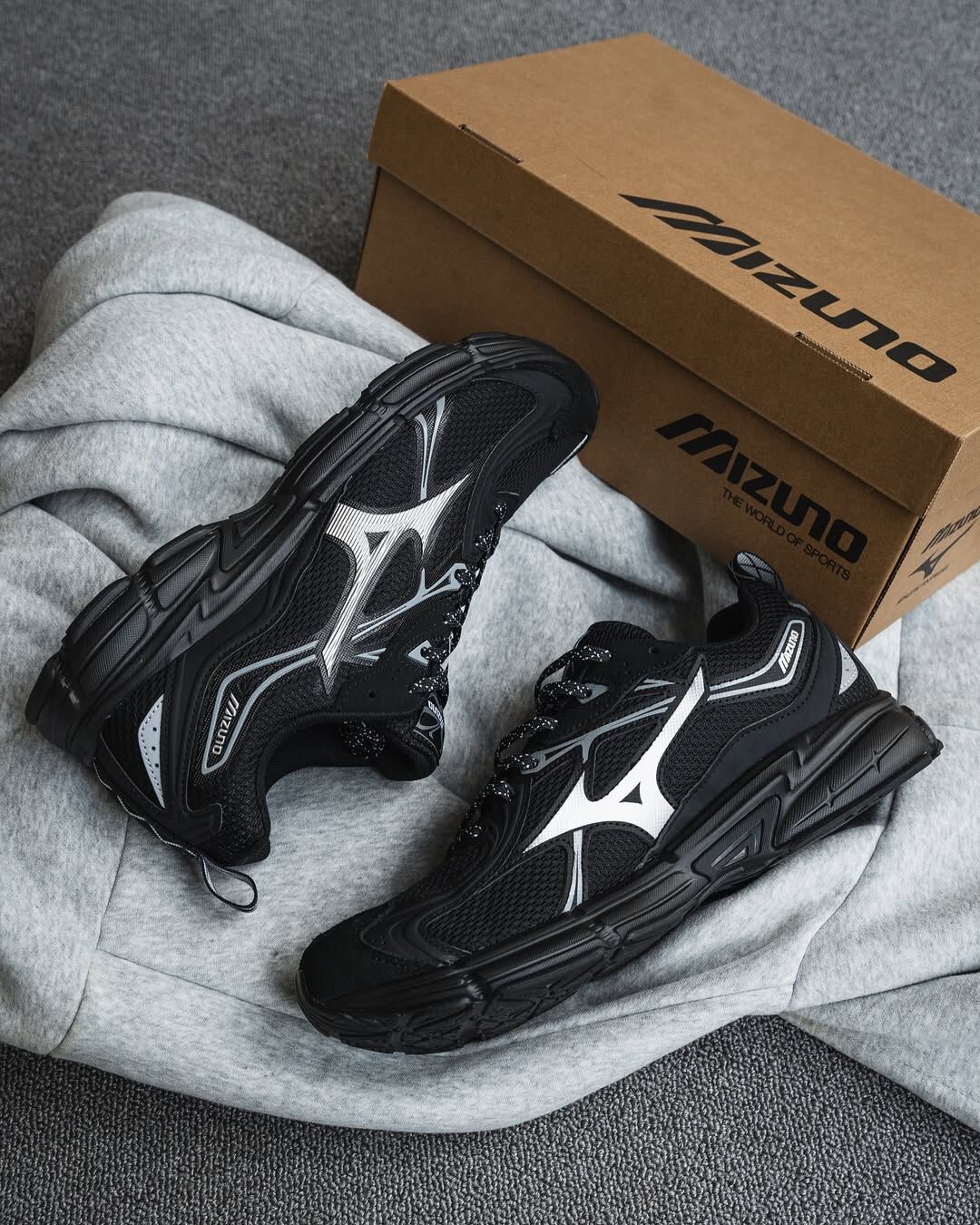 [預訂] MIZUNO Speed 10S | Black Silver