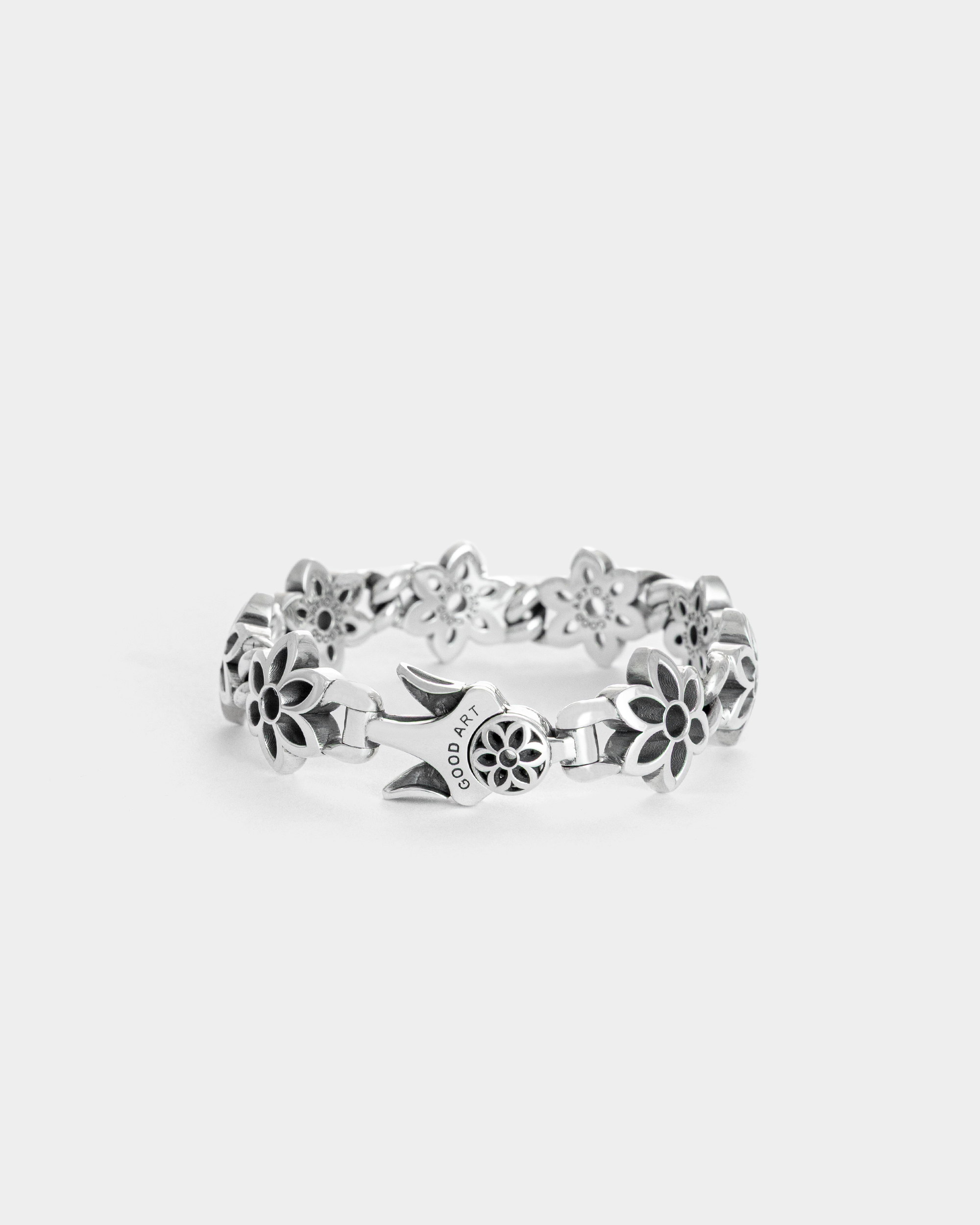 Model 10 Bracelet | Cutout Rosette - 4A