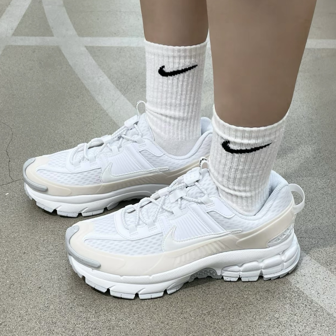 Nike Zoom Vomero Roam 米白灰 厚底 網布 異材質拼接 運動休閒鞋