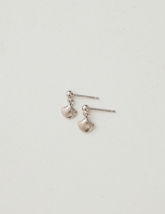 【925純銀】夏日海扇。針式耳環