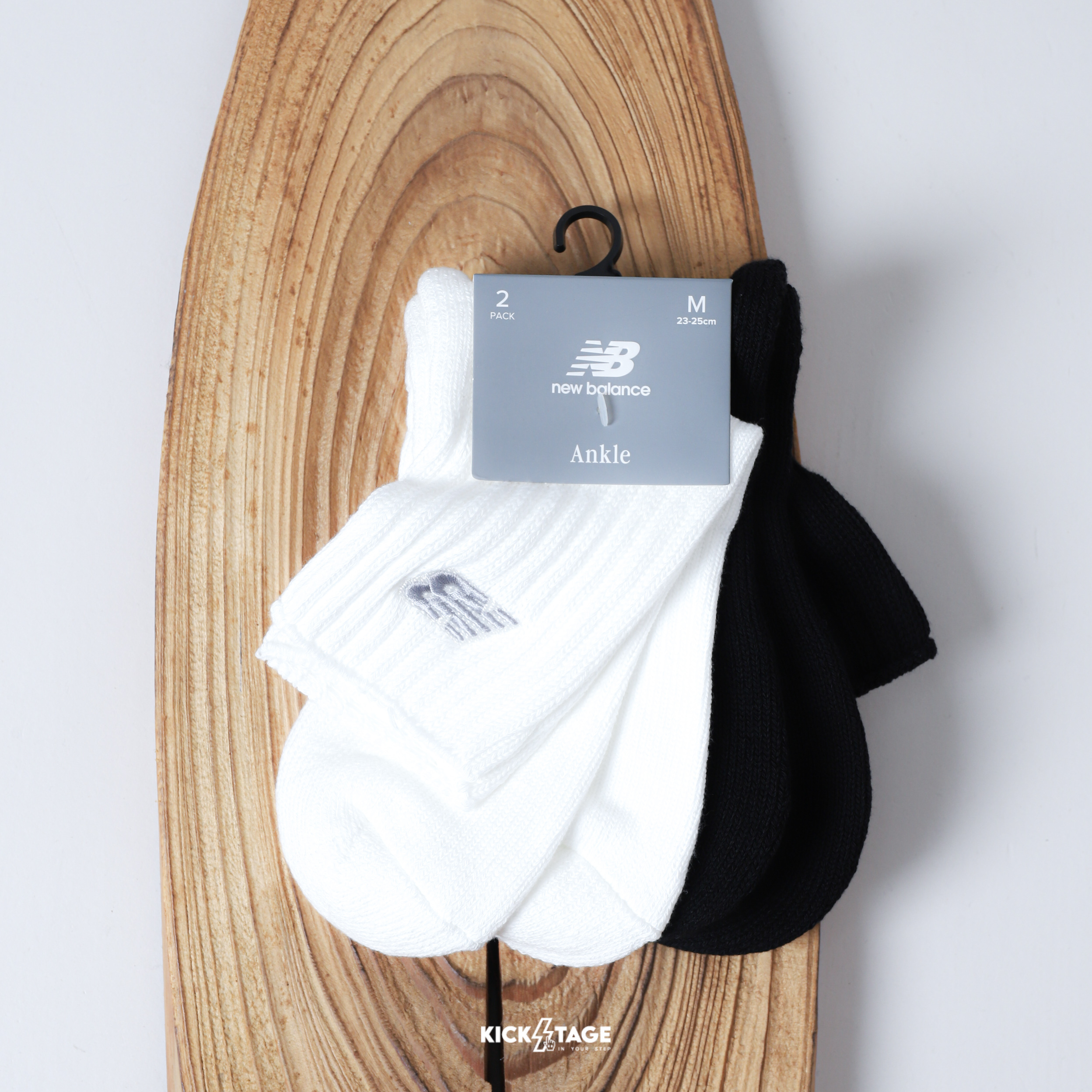 NEW BALANCE SOCKS 黑白 刺繡 毛巾布 坑條 厚底 低筒襪 短襪 2雙入【LAS51132AS1】