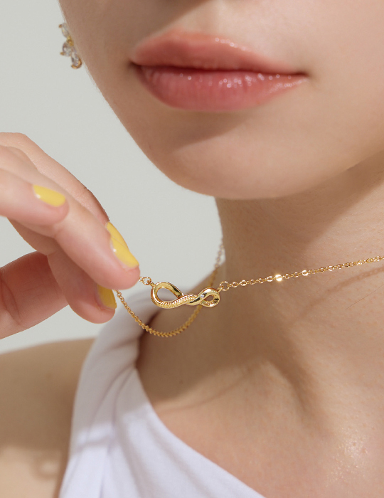 質感無限扭結鎖骨鍊(金)