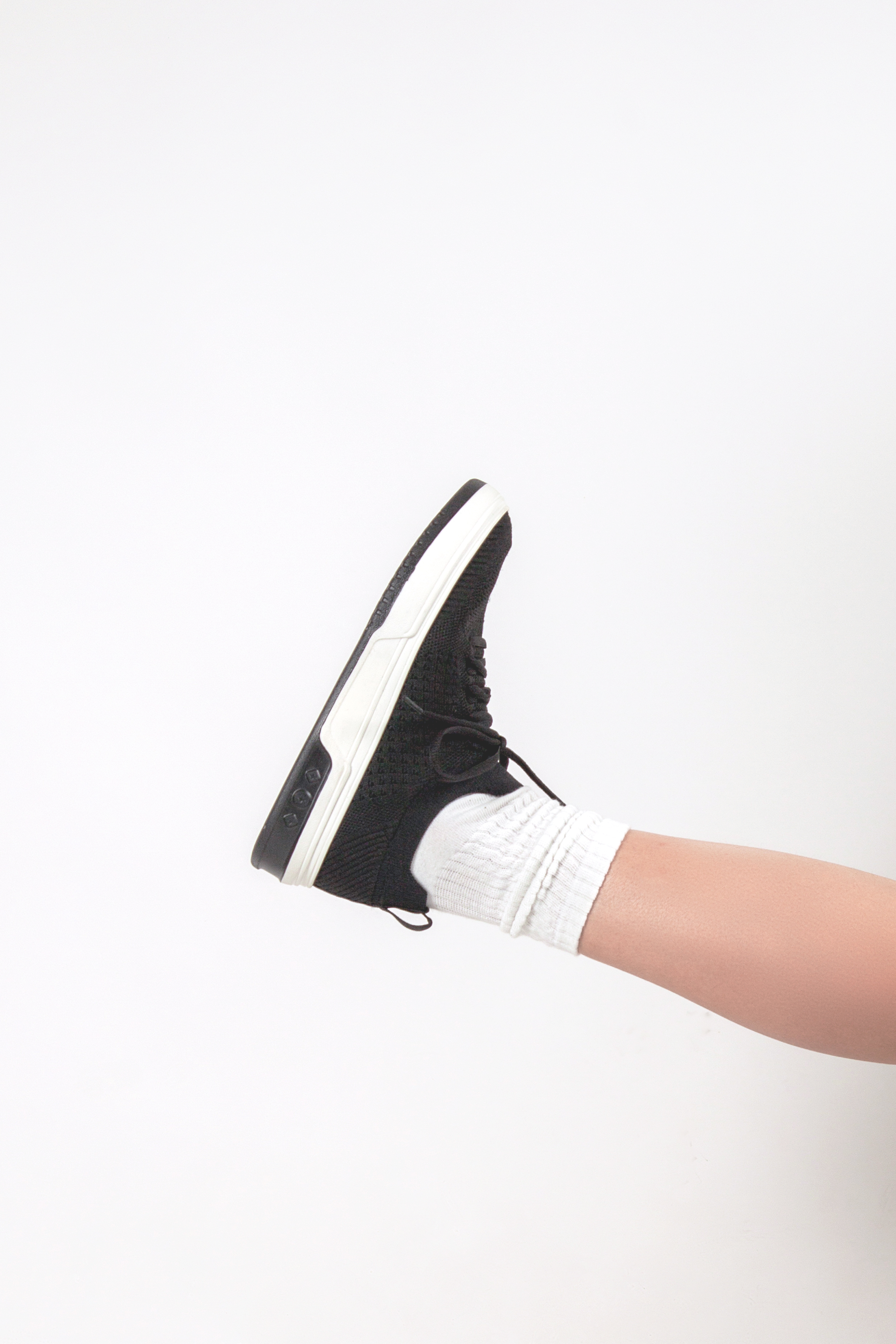 GYM ll 梭織運動休閒鞋