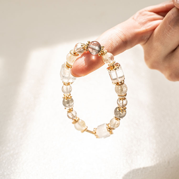 克服苦難：藍針｜雪霜髮晶｜黑幽靈｜銀髮晶｜白幽靈