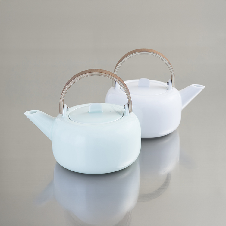 方圓壺/木把青釉