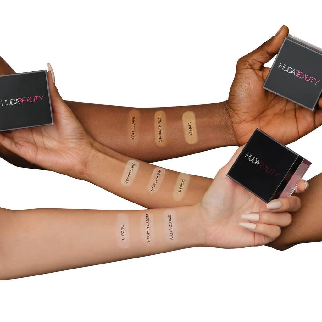 HUDA Beauty烘焙定妝散粉 #Cinnamon Bun