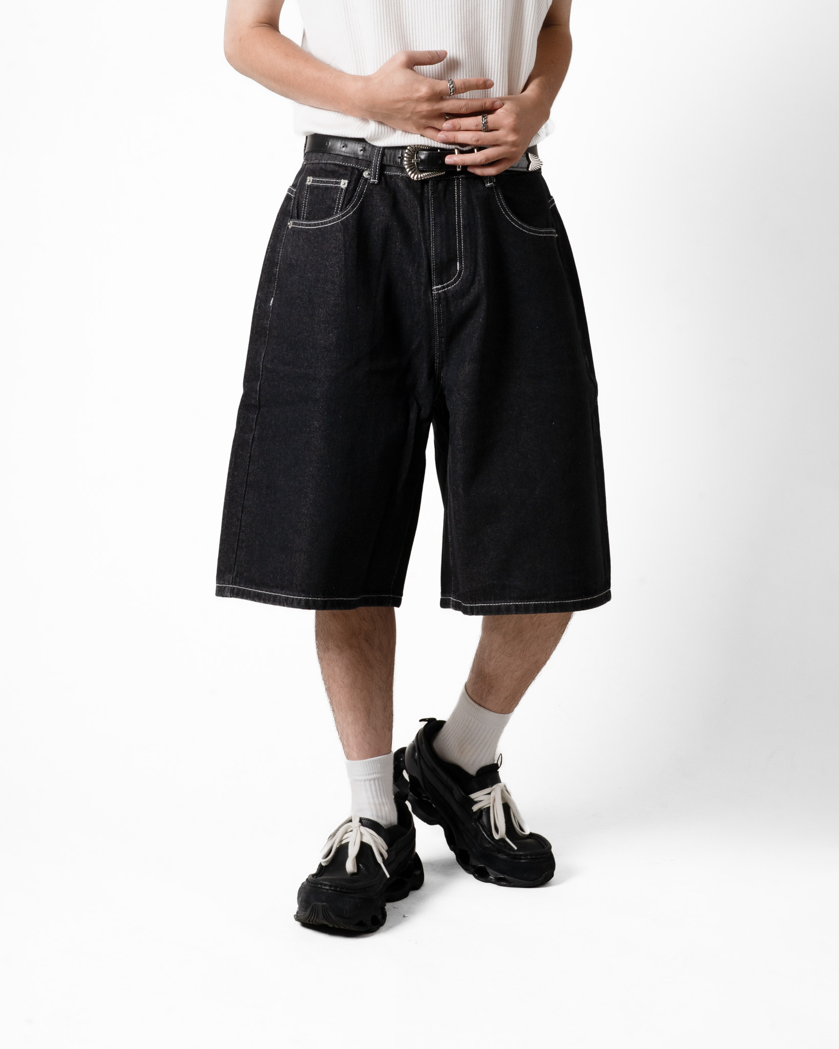 MOSELF Washed Denim Shorts 刺繡丹寧短褲 2色