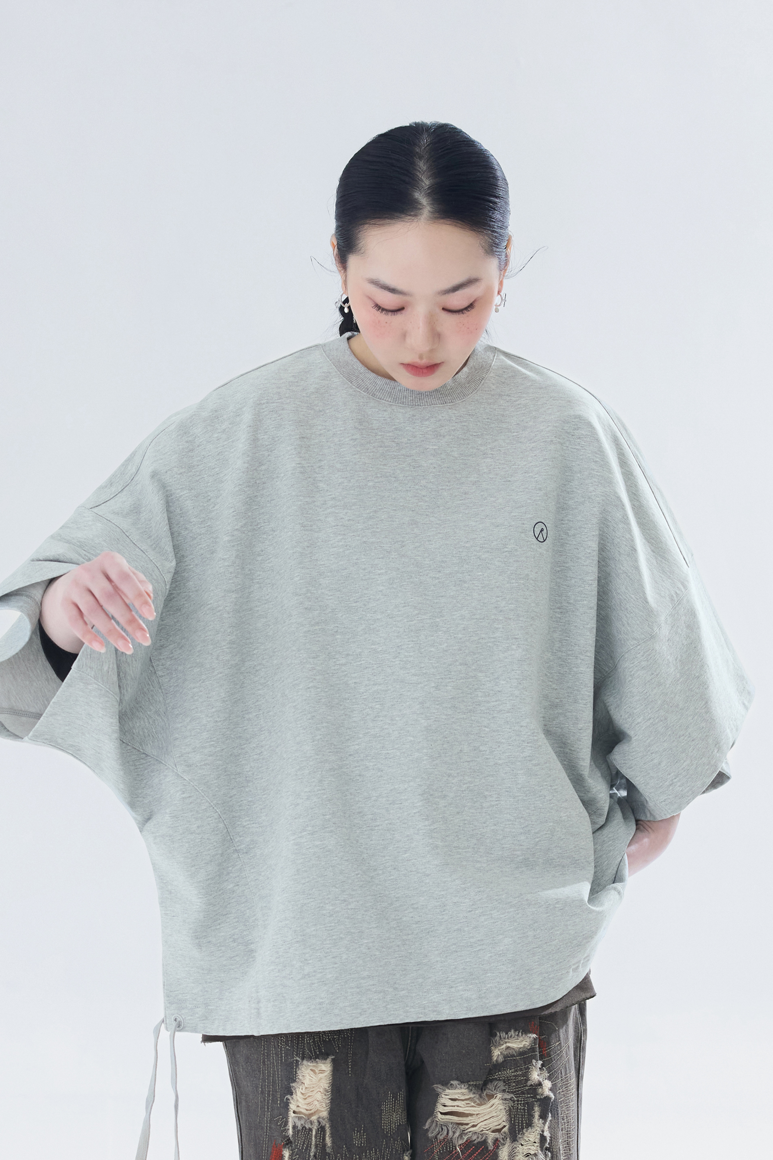 RE:tain - T-shaped Tee｜Light Gray