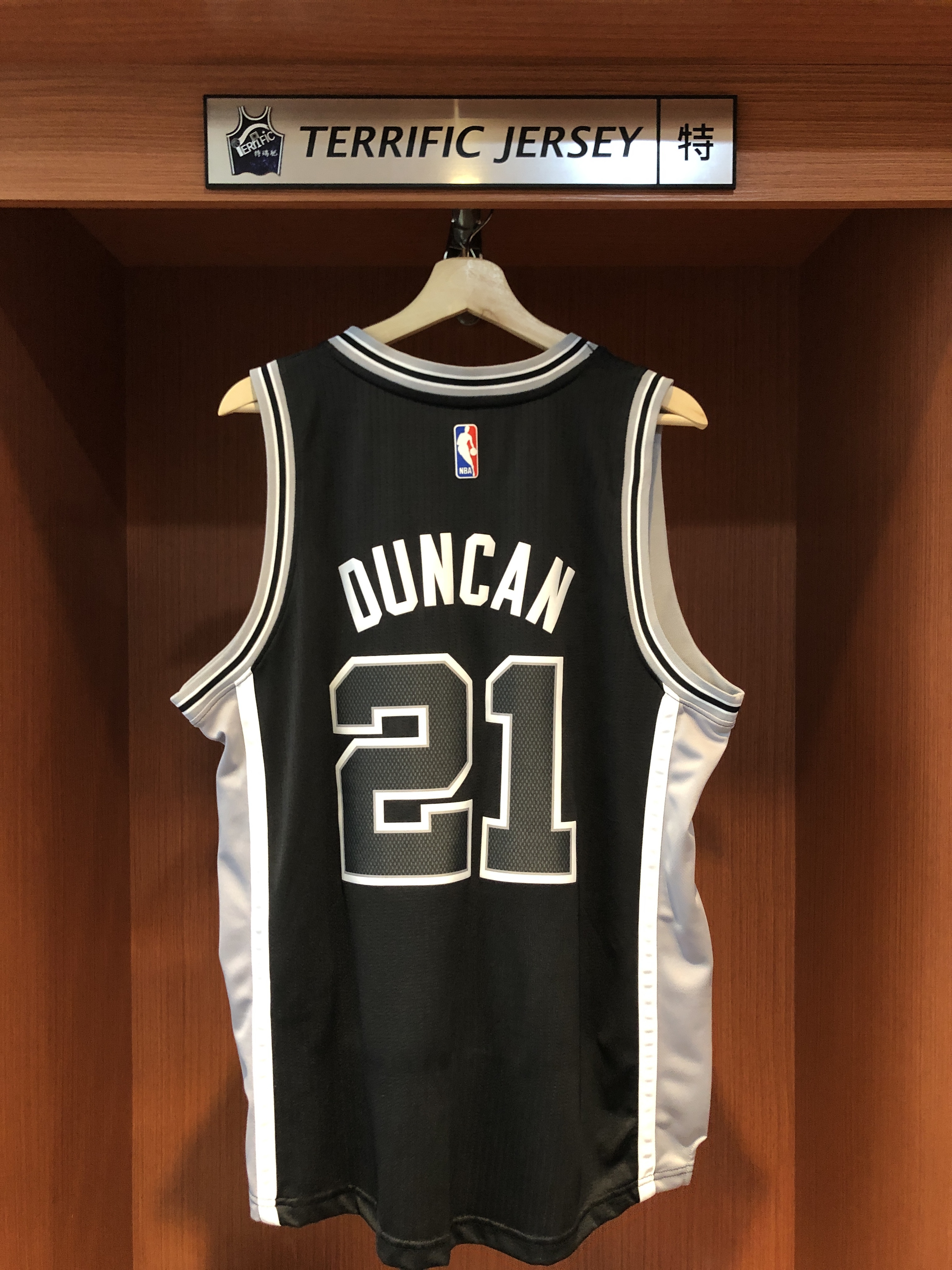 NBA球衣 Tim Duncan 聖安東尼奧馬刺 二客黑 Adidas Swingman 球迷版 熱轉印 全新