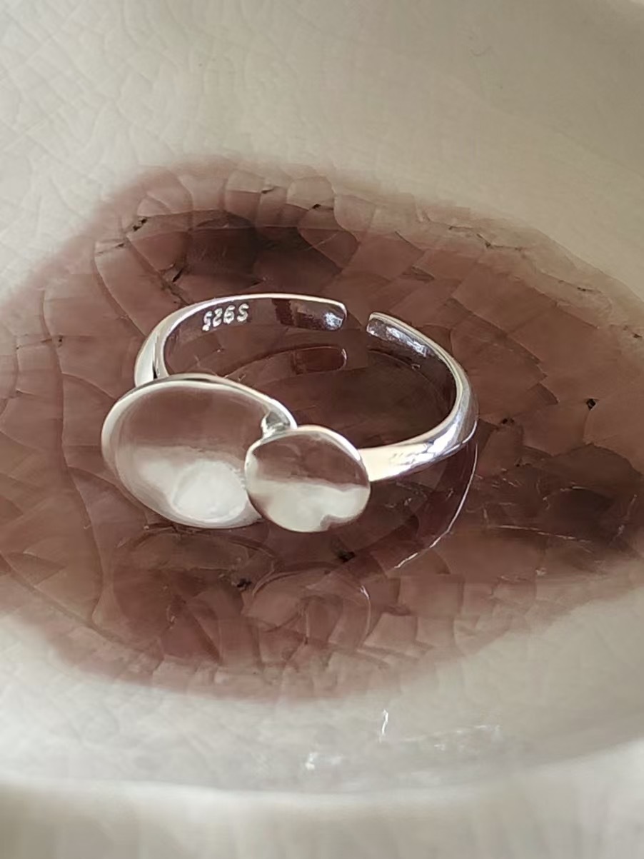 #228DN032 Silver two hammered circle open ring  ͙S925