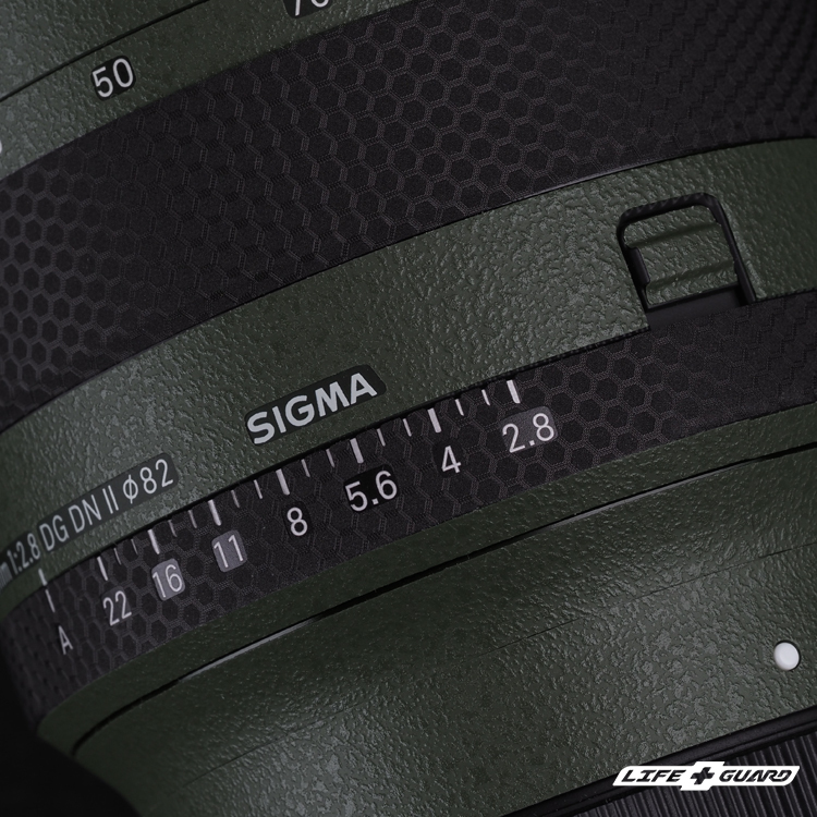 LIFE+GUARD 鏡頭貼膜安裝示意，適用 SIGMA 24-70mm F2.8 DG DN II