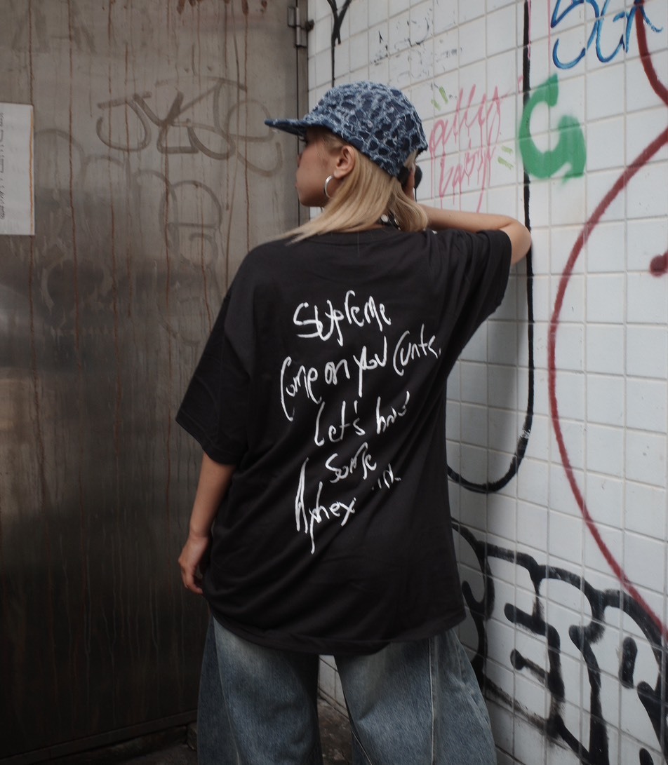 Supreme Windowlicker 比基尼大叔 Tee 短袖 黑