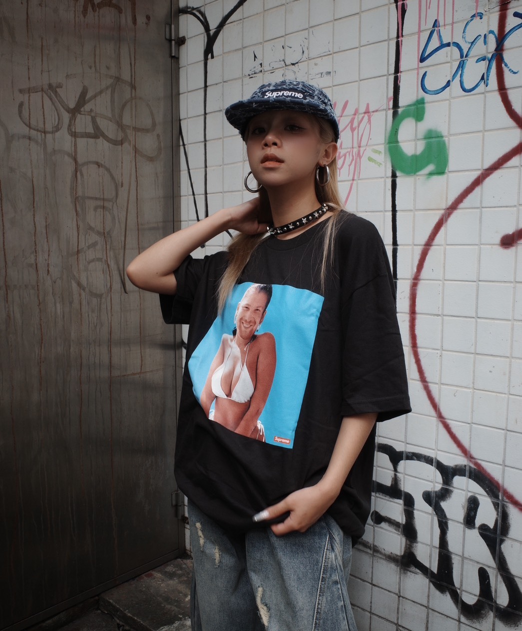 Supreme Windowlicker 比基尼大叔 Tee 短袖 黑