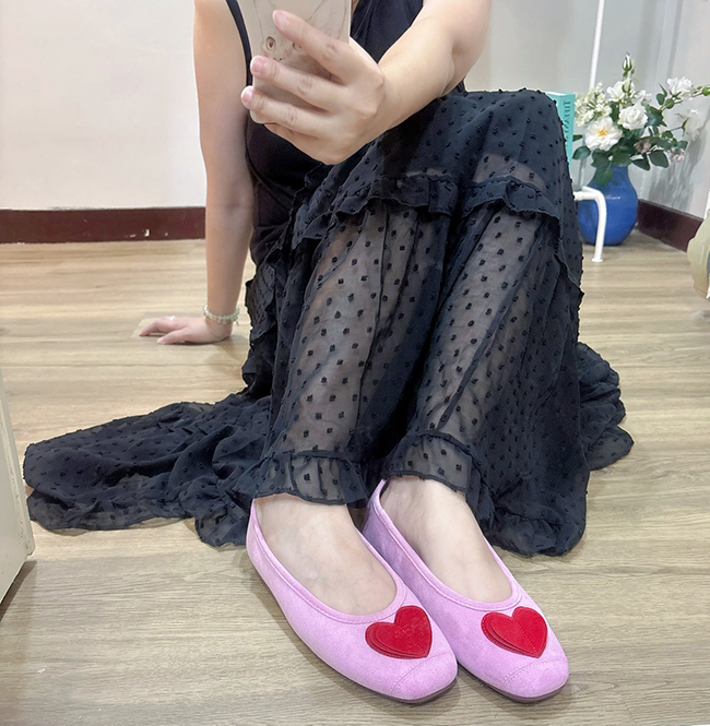 歐膩牛皮愛心圓頭鞋