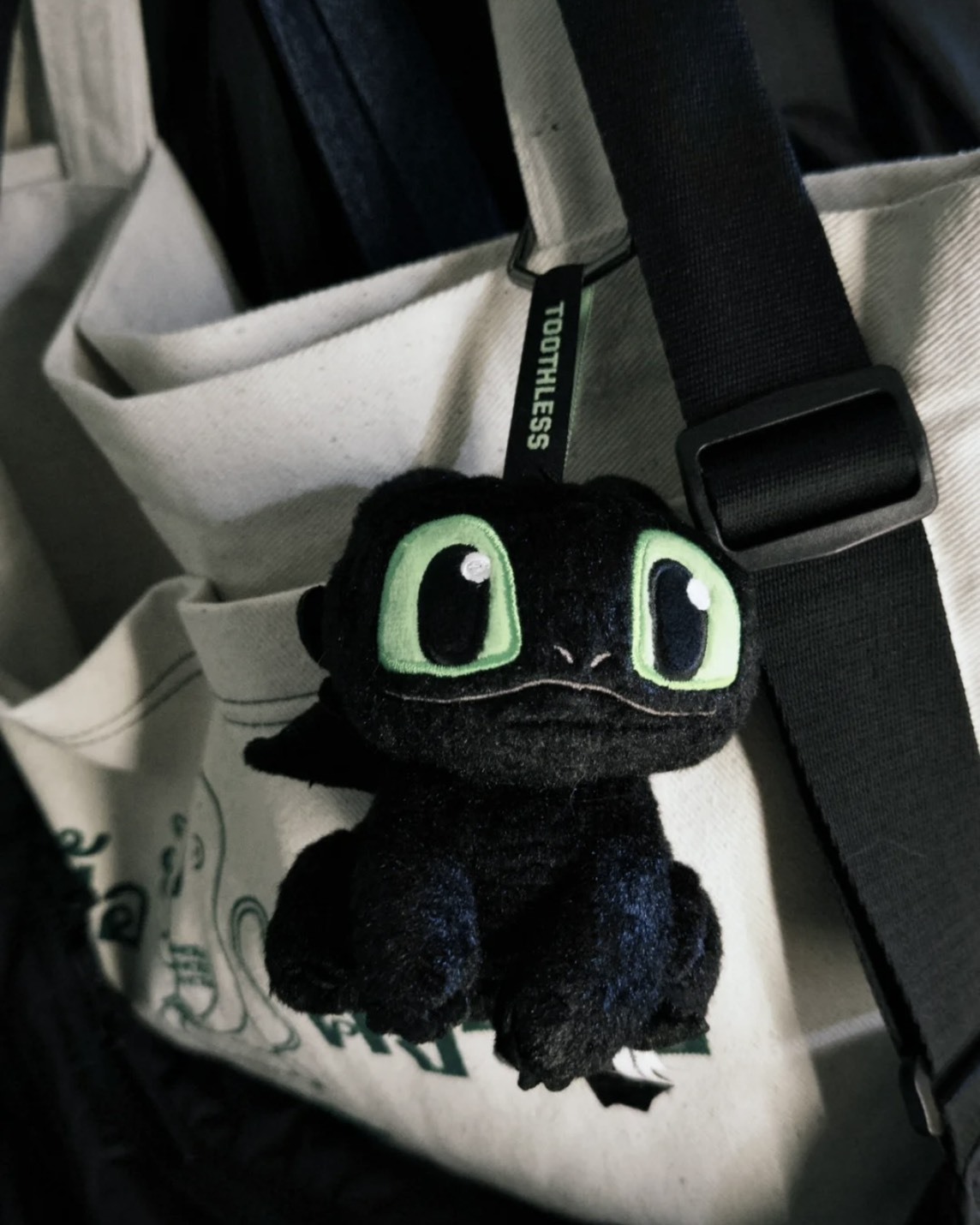 <正版授權>馴龍高手 夜煞 無牙仔 掛件 公仔 環球影城限定