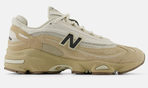 New Balance Unisex M1000 Retro Sneakers | Chunky Y2K-Inspired Dad Shoes for Trendy Everyday Streetwear (JUN25)