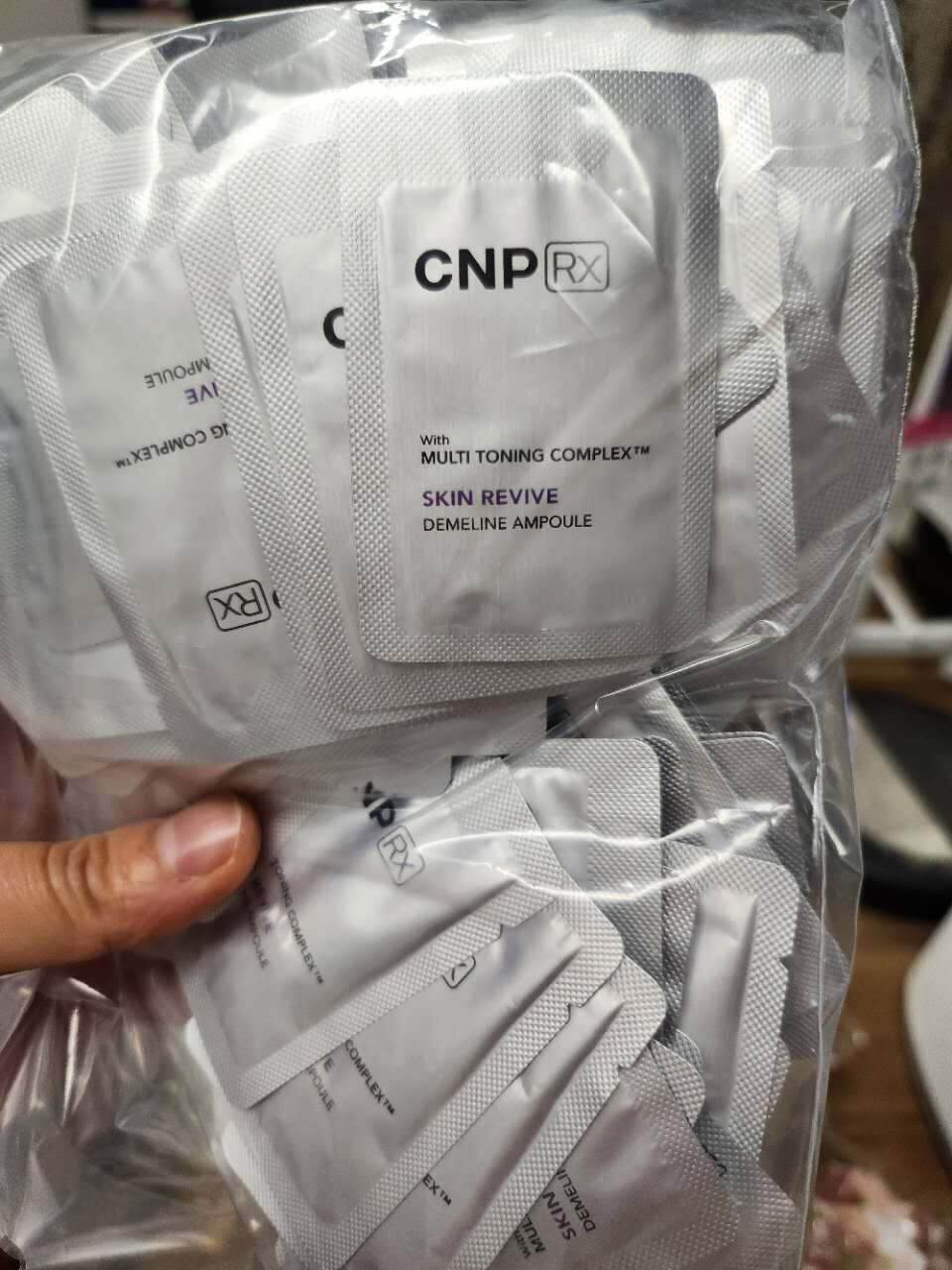 【直播】LL068804 CNP 美白安瓶 (100小包)