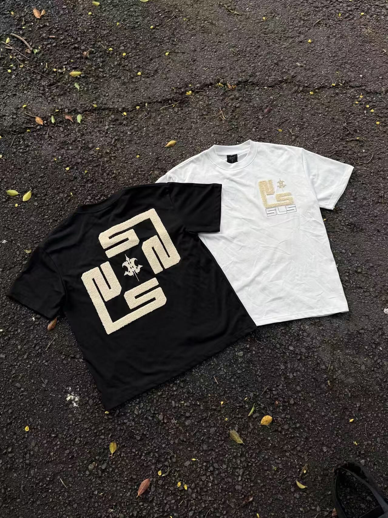 ATONE X SAYLESS “SLS" 毛巾繡花短袖