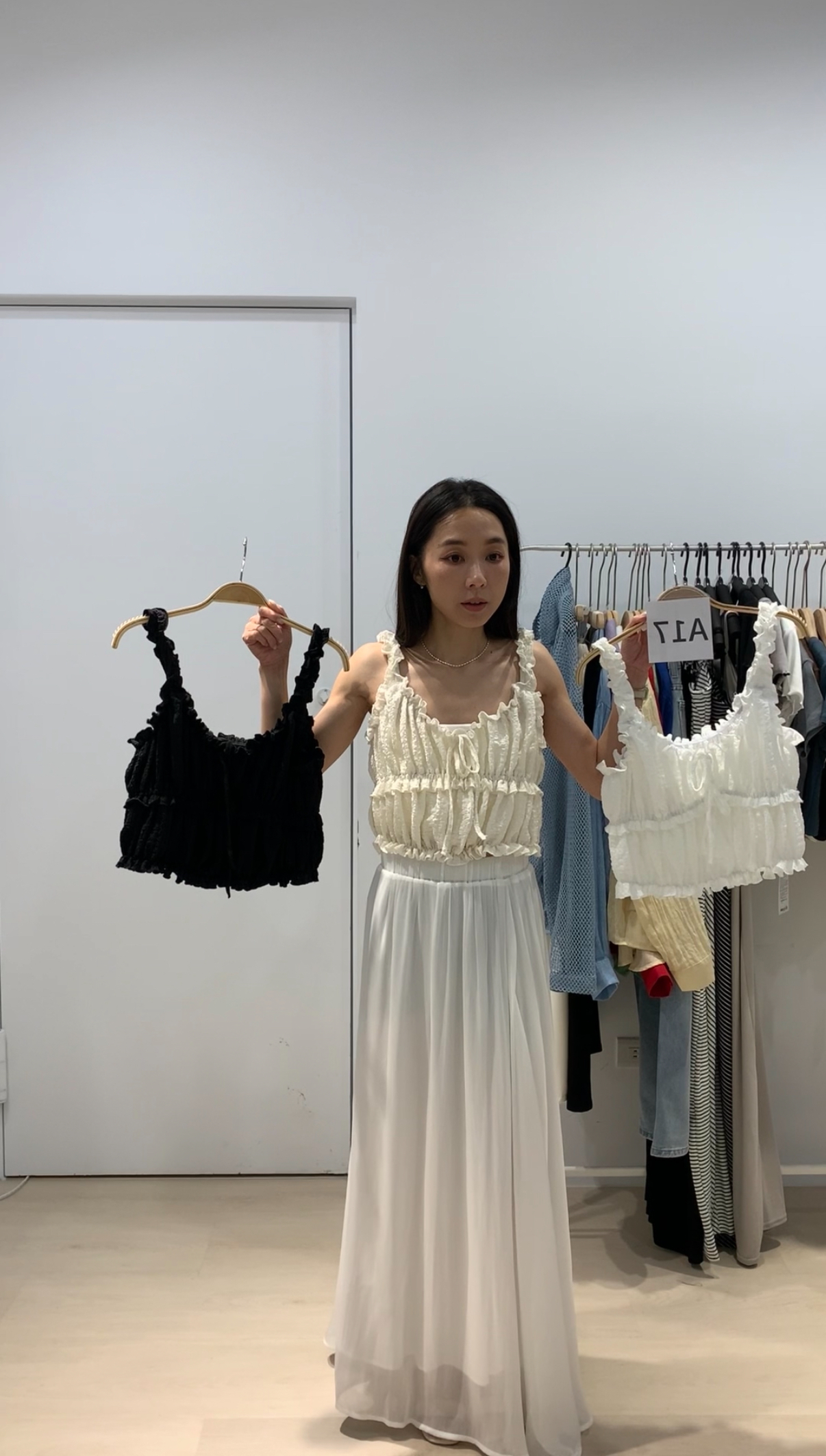 可愛到不行的泡泡布花苞綁帶背心 _A0555
