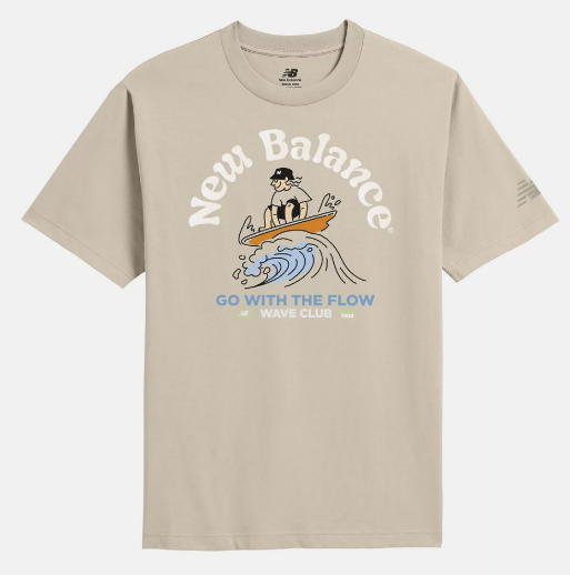 New Balance NB BOY Unisex Graphic Short-Sleeve T-Shirt – Khaki | Big Wave Illustration Tee for Casual & Streetwear Looks (JUN25)