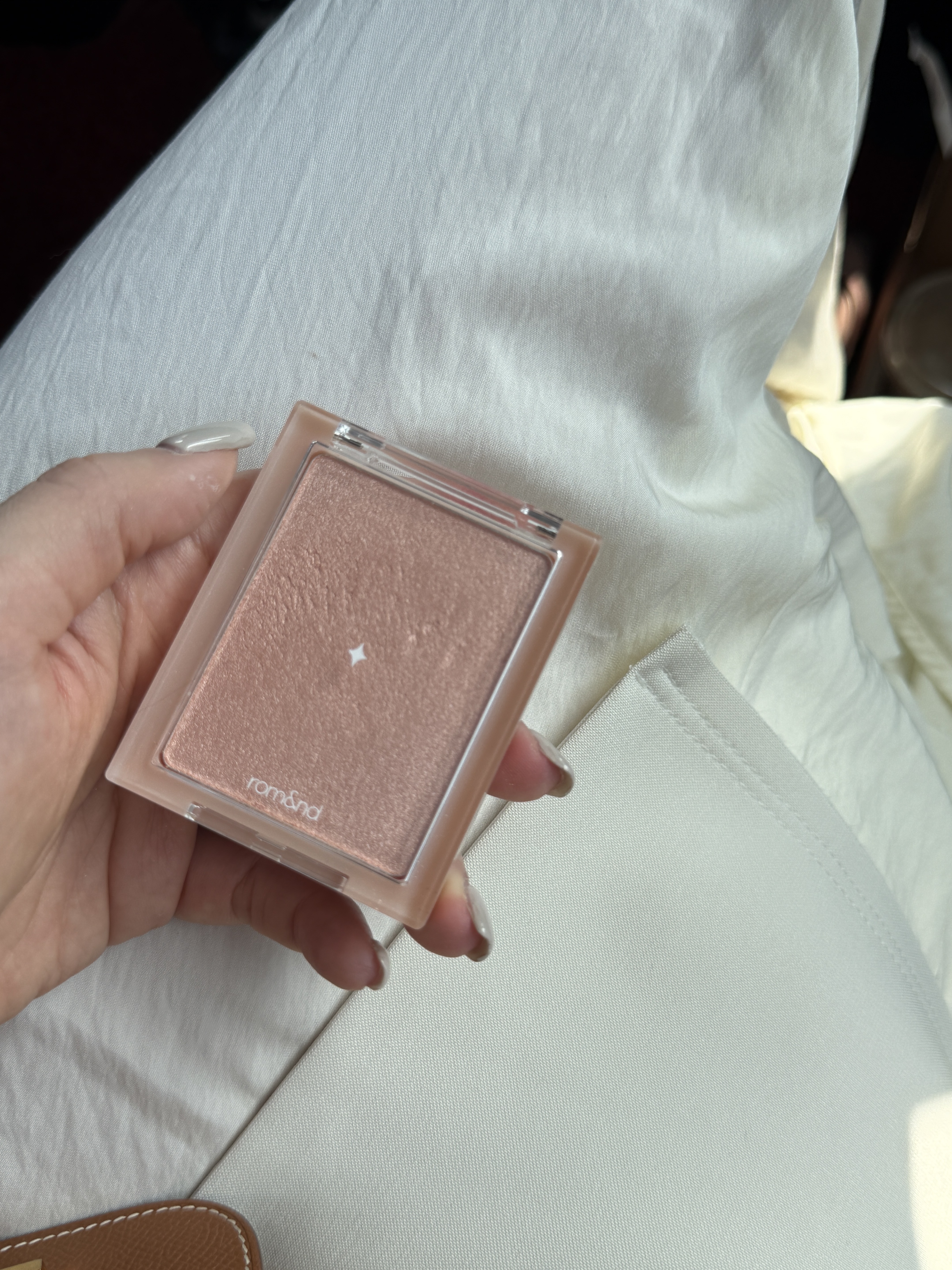 Ranie選品🇰🇷 超級細緻的巨亮高光 *少量現貨*