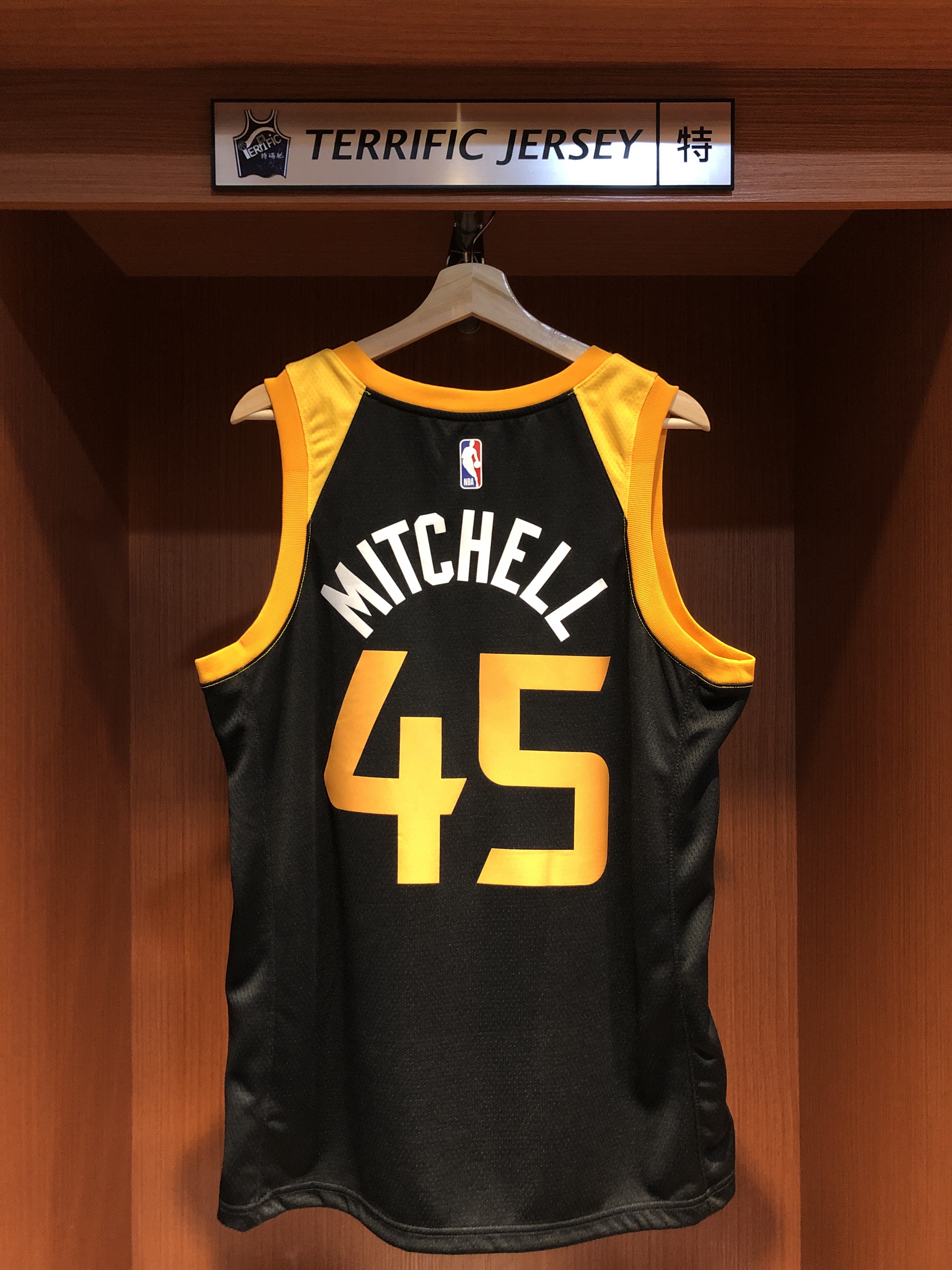 NBA球衣 Donovan Mitchell 猶他爵士城市黑 City Nike Swingman 球迷版 熱轉印 含贊助商 全新