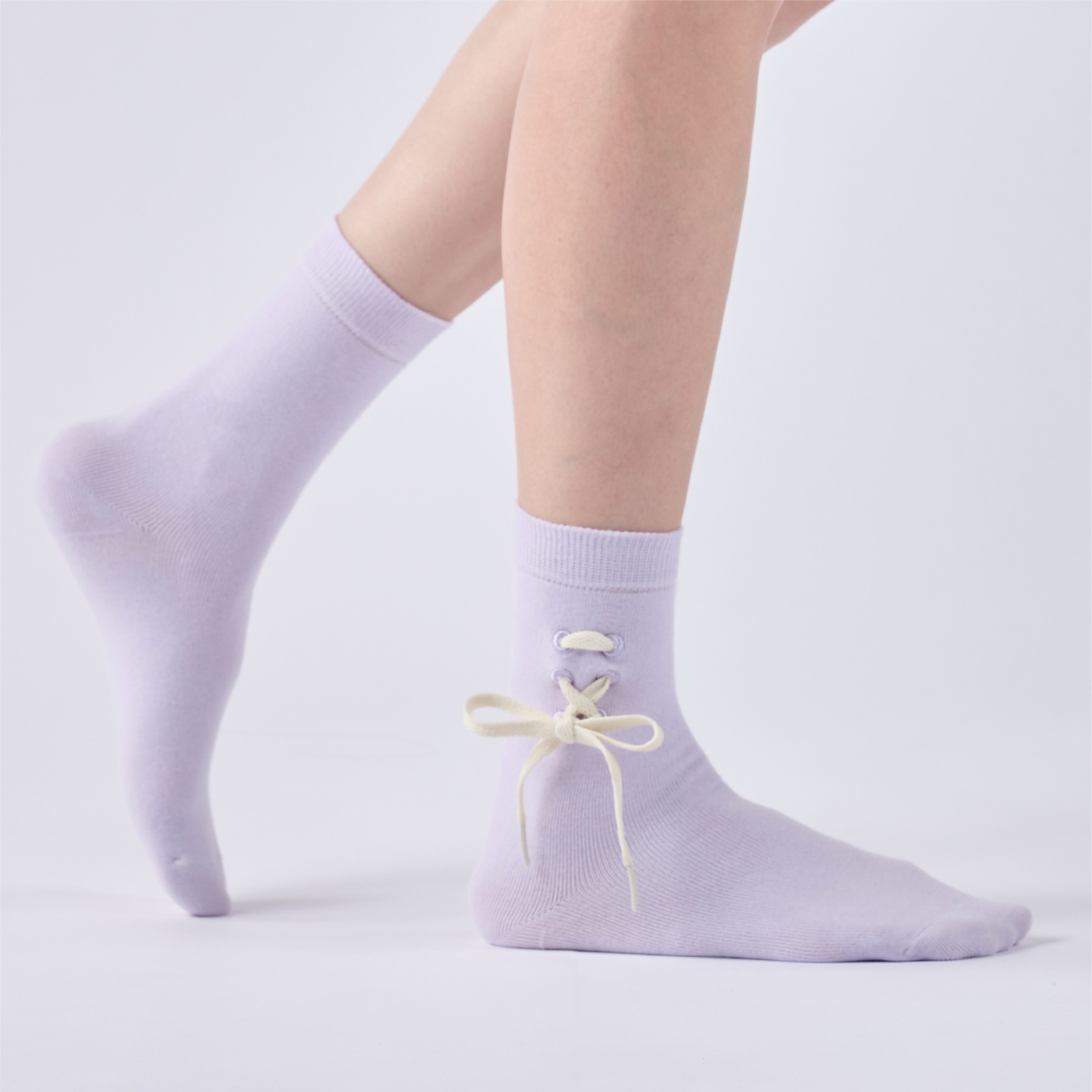 腳上綁鞋帶²〈淺紫〉