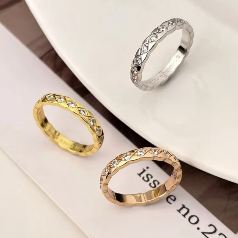 18k 香奶奶”coco crush經典滿鑽菱格極細戒’高奢定製