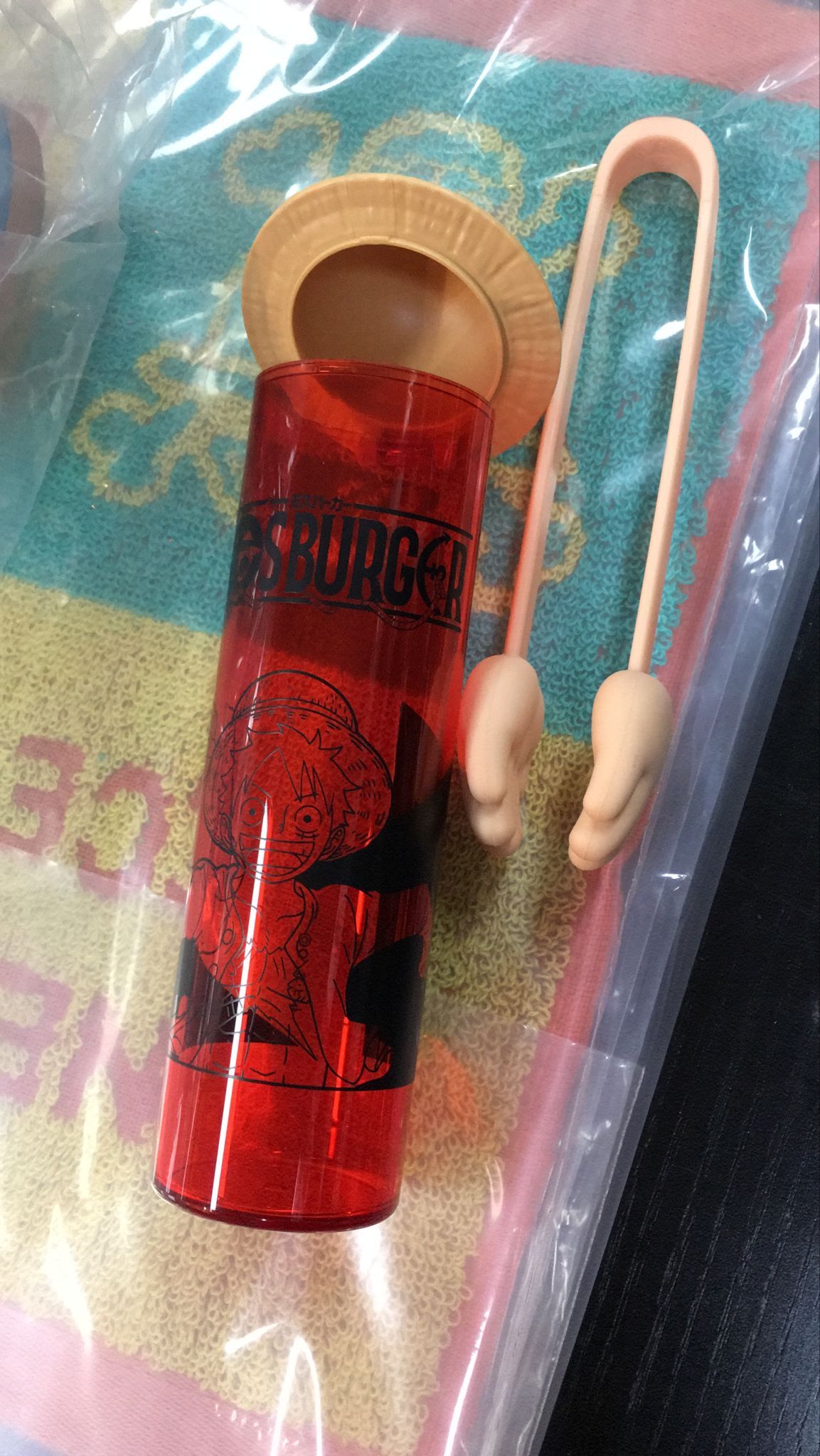 JP ONE PIECE 水樽+零食夾附收納器+手巾仔（此為清貨價貨品不設退換） (P6 JP667)