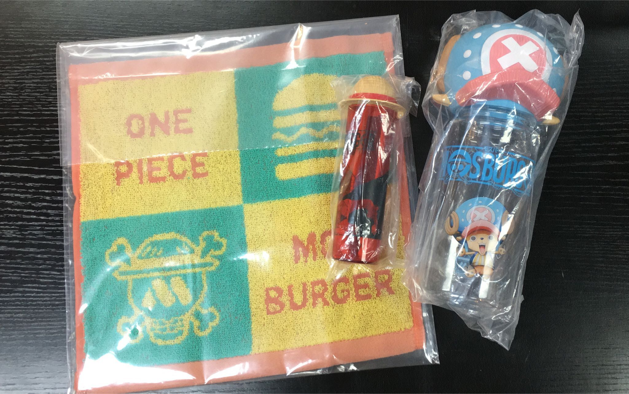 JP ONE PIECE 水樽+零食夾附收納器+手巾仔（此為清貨價貨品不設退換） (P6 JP667)