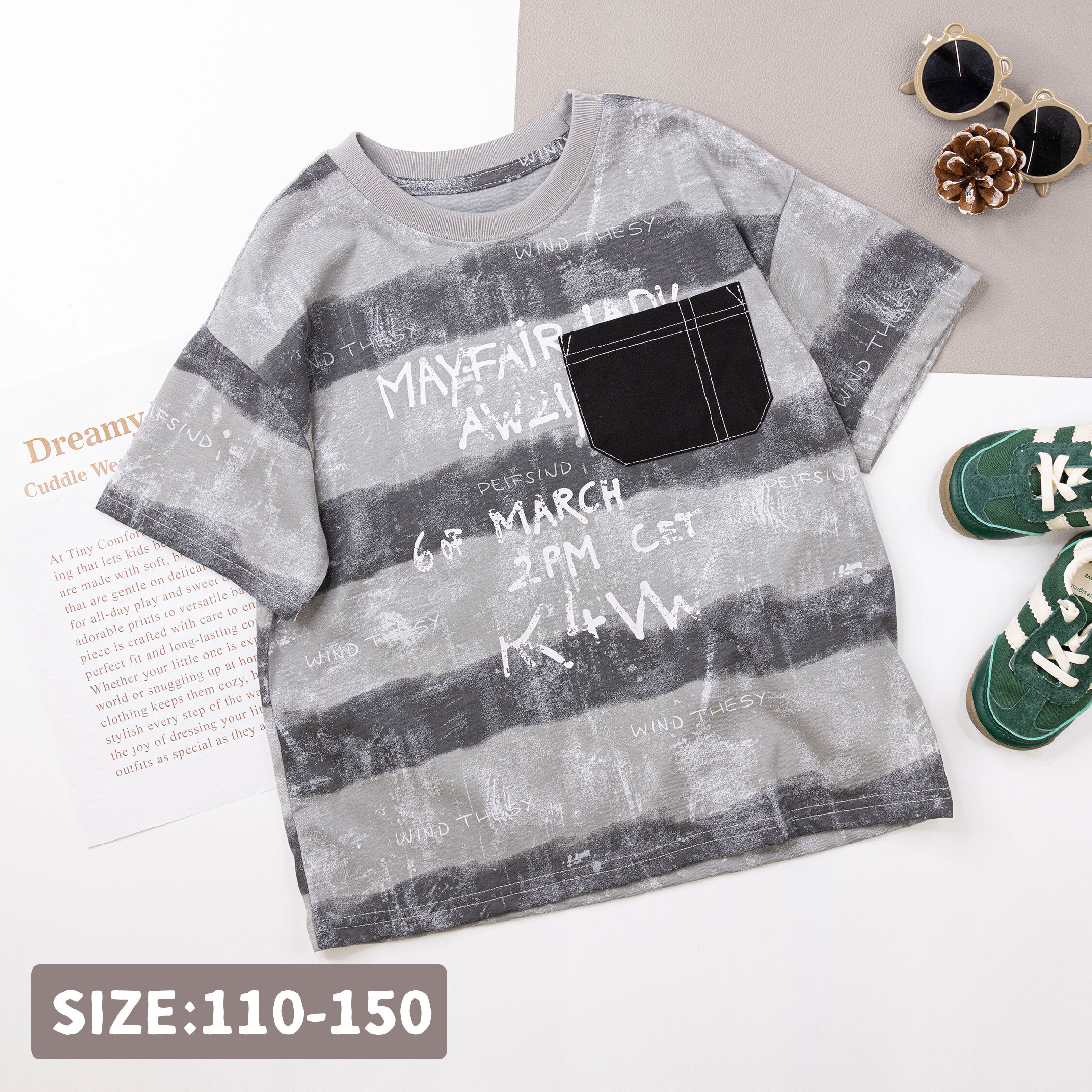 【H50137】暈染條紋藝術英字口袋設計上衣/短T