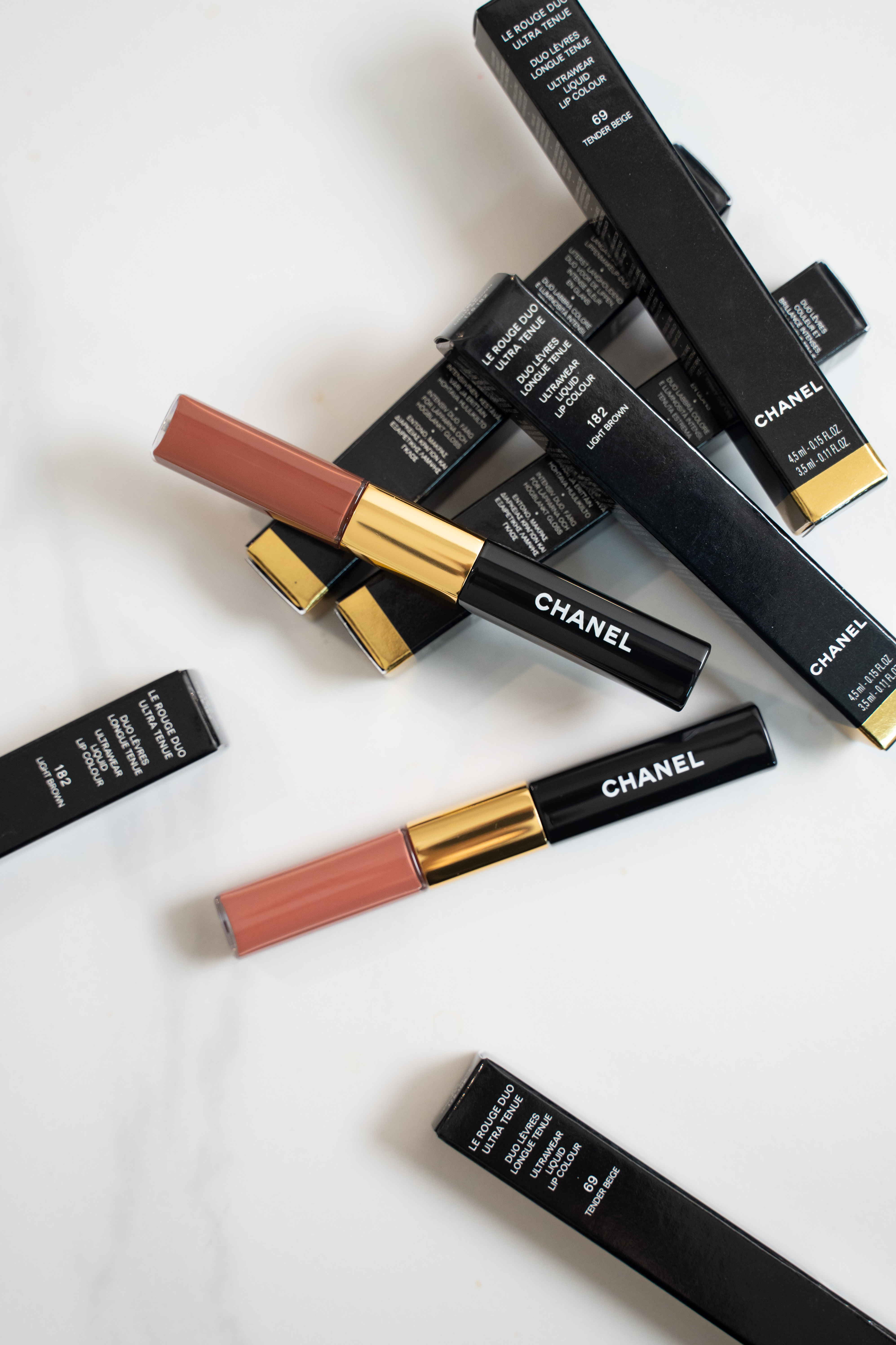 Chanel LE ROUGE DUO ULTRA TENUE (Light Brown) -182