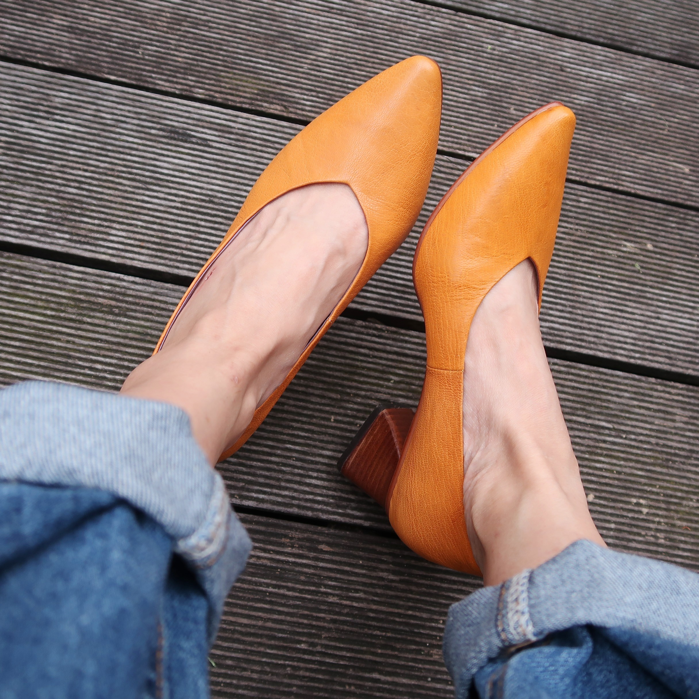 【城市序曲】MIT真皮尖頭桃心口跟鞋梯形層皮鞋跟