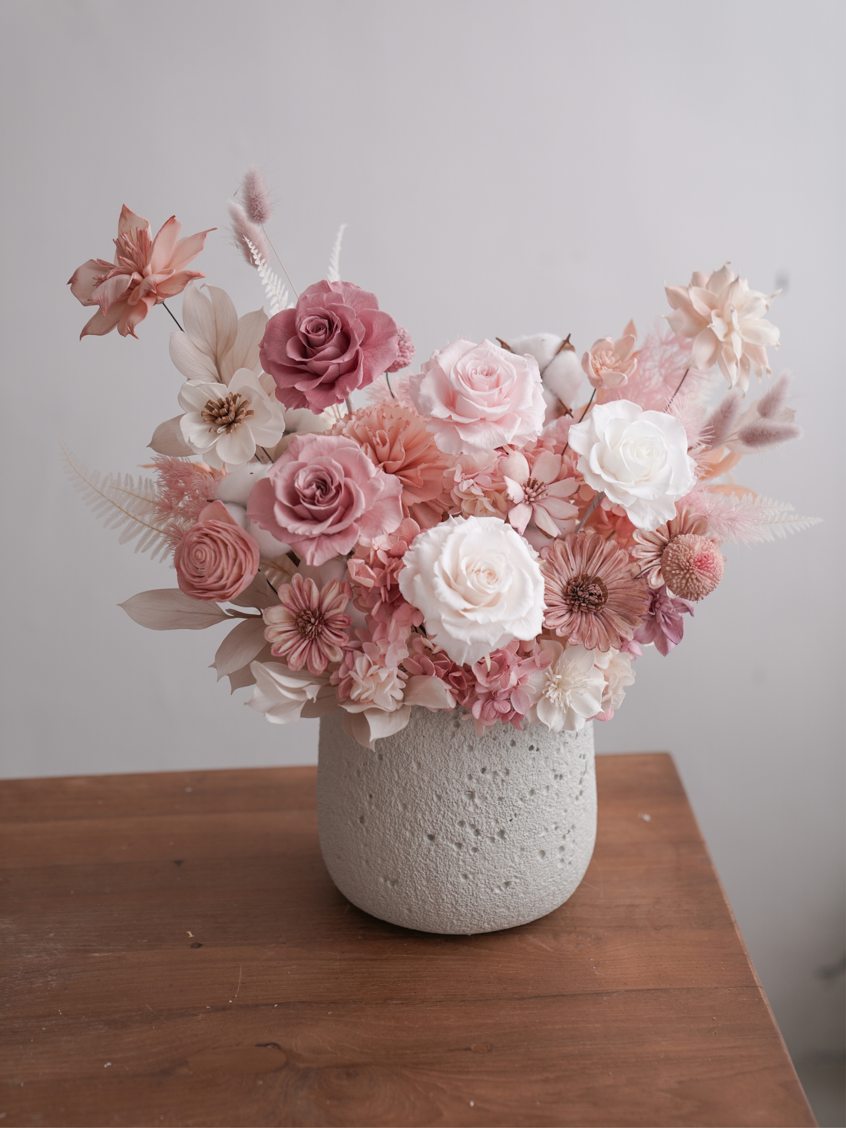 奢華復古奶茶羅馬洞石 永生盆花