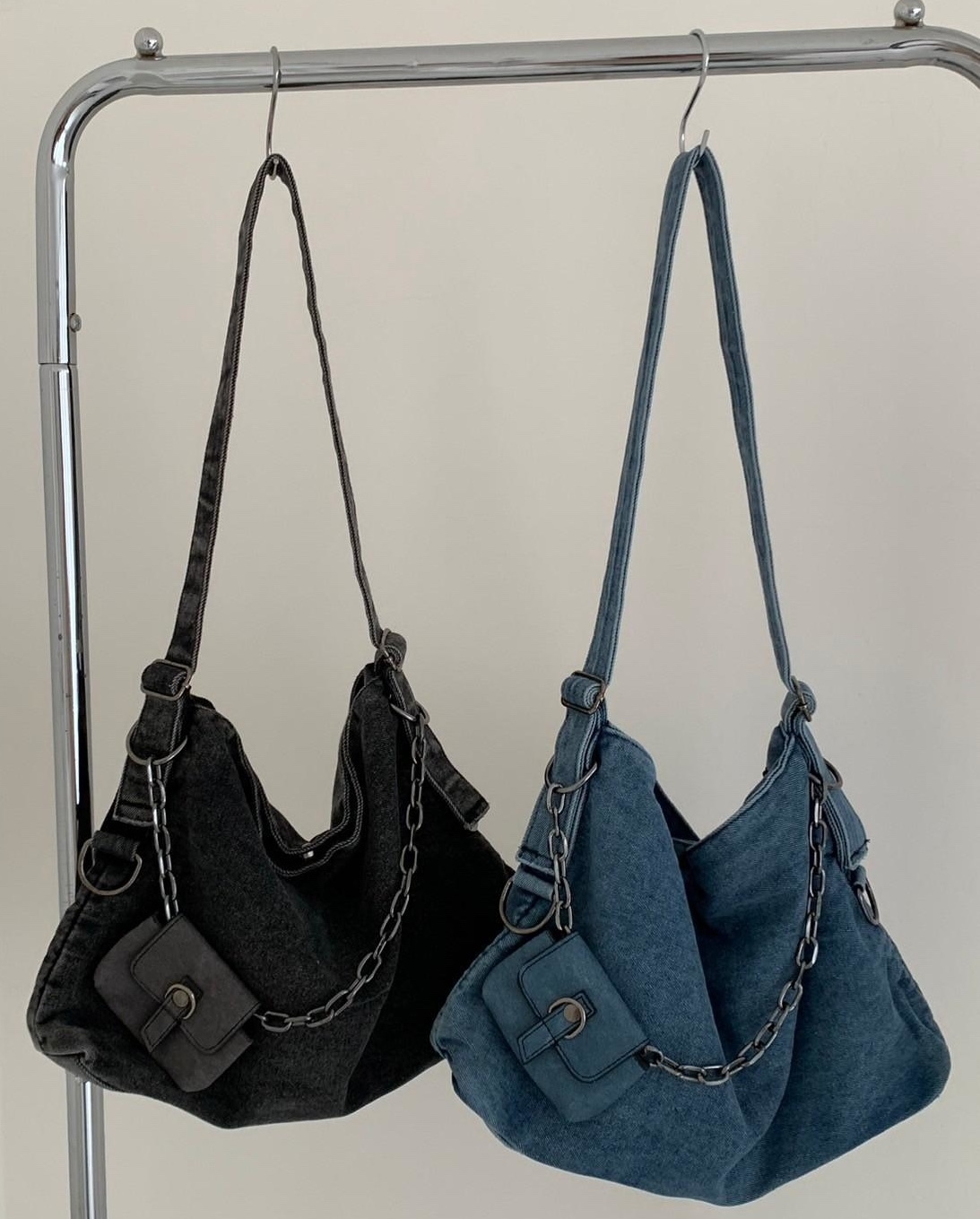 鍊條包造型牛仔包