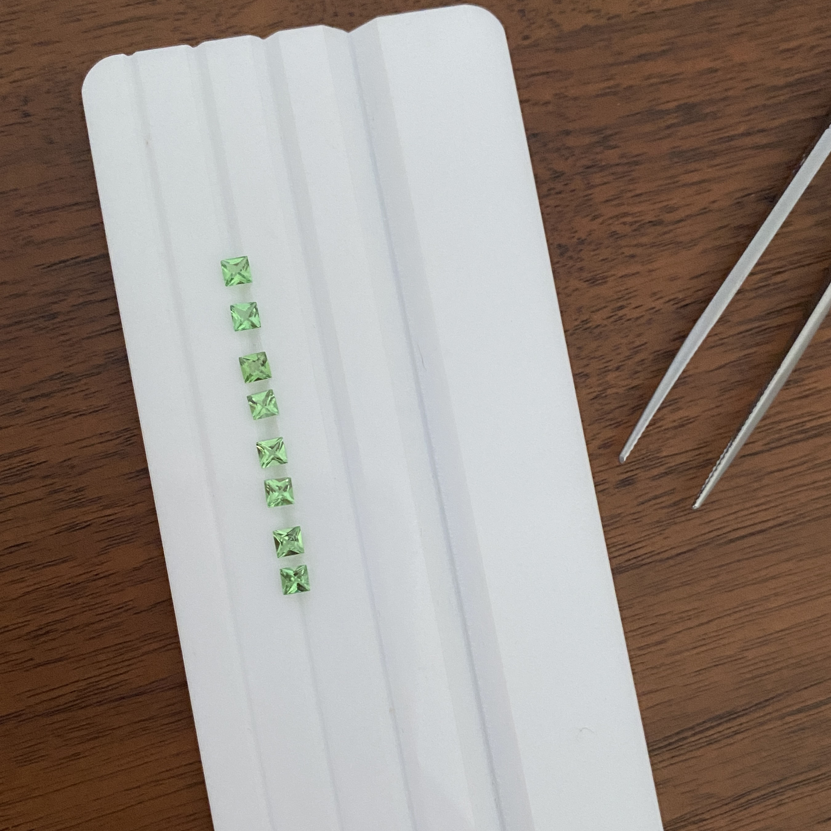 沙佛萊石 Tsavorite/1.24克拉