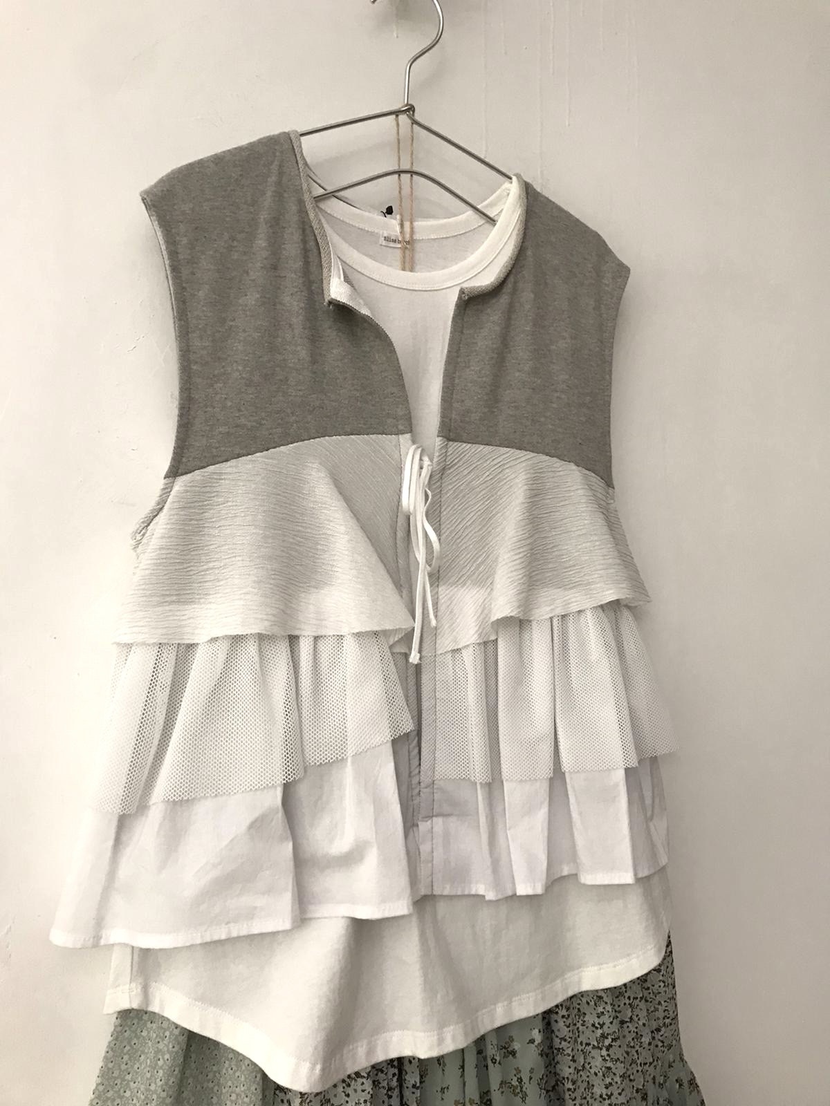 韓國製灰色拼布層次背心