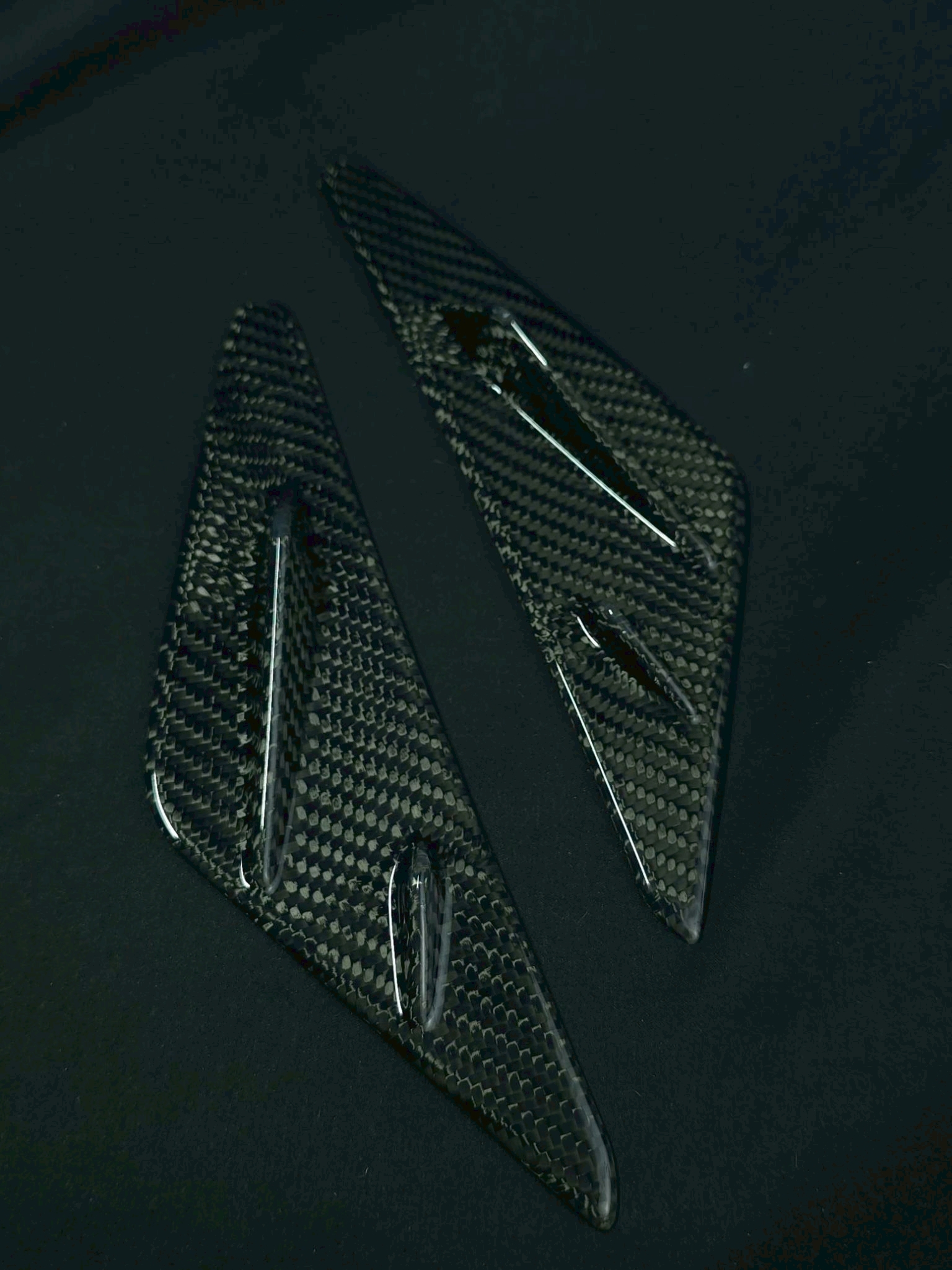 【冠威GW】三陽 DRG BT 二代目 2.0 獠牙貼覆式 碳纖維材質 非貼皮、非包覆、非水轉